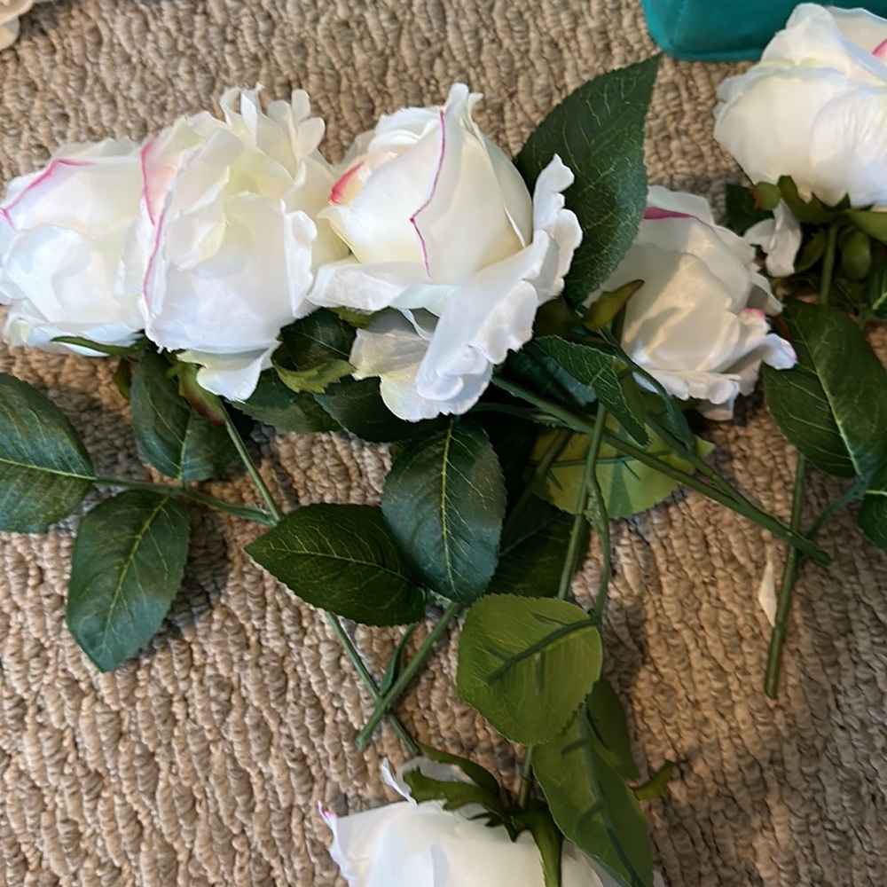 Flower bundle - Picture 3 of 9